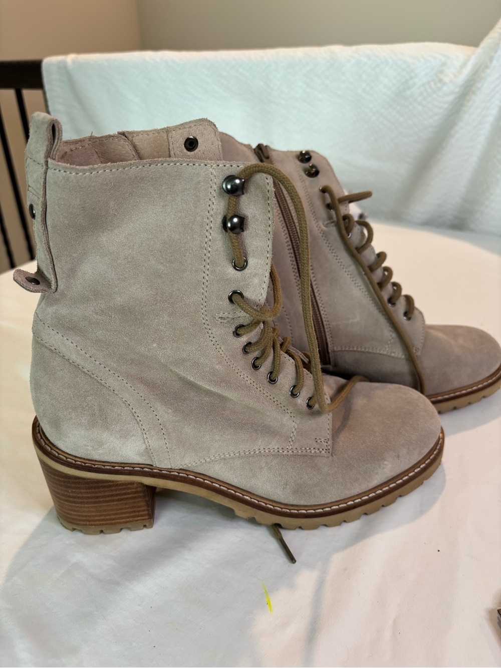 Seychelles Light Taupe Suede Combat Boots